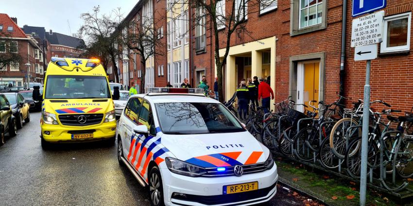 Hulpdiensten ontfermen zich over slachtoffer