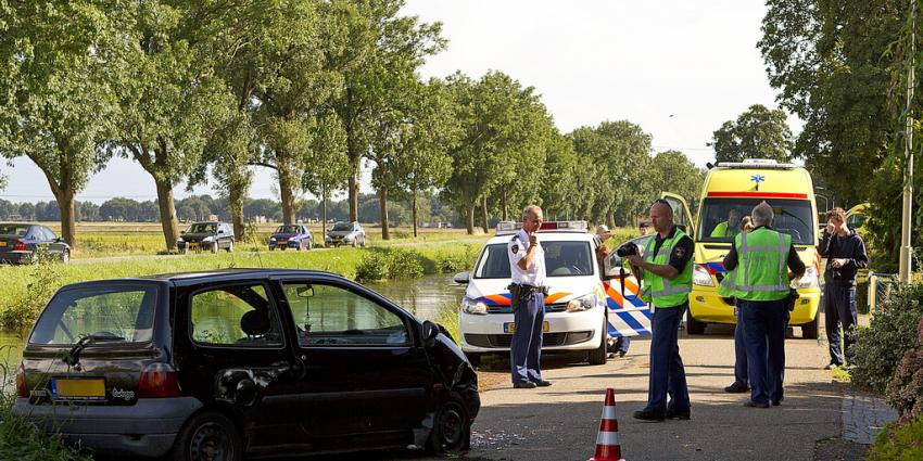 Automobilisten gewond bij aanrijding in Muntendam