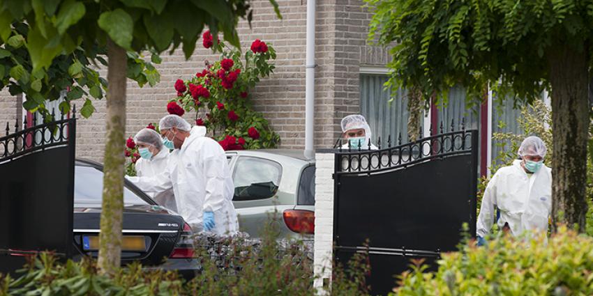 Foto van onderzoek dode kickbokser in Veghel | Persburo Sander van Gils | www.persburausandervangils.nl