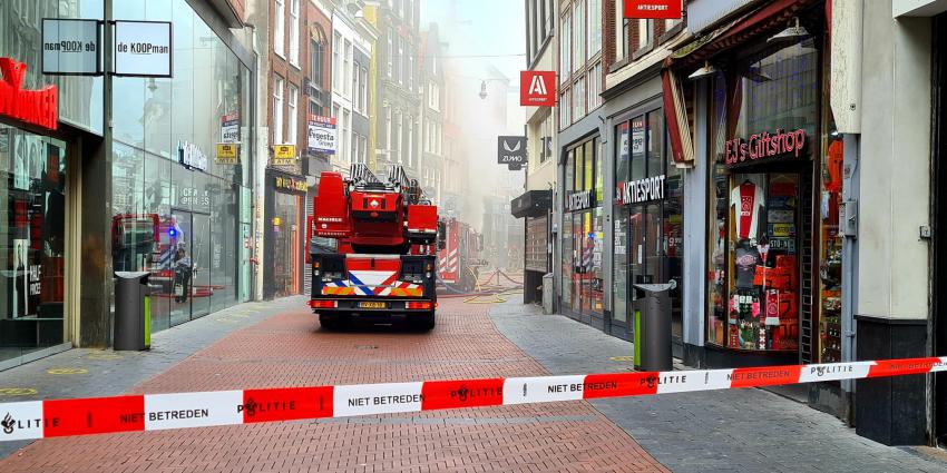 Forse rookontwikkeling door brand