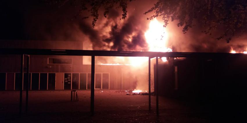 Zeer grote brand in gymzaal 