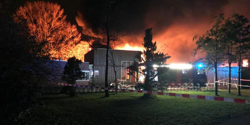 Zeer grote brand in gymzaal 