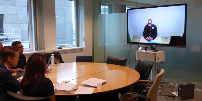 Actie tegen Marktplaatsoplichters: aanhouding en straf op één dag