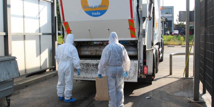 Politie doorzoekt vuilcontainer na schietpartij