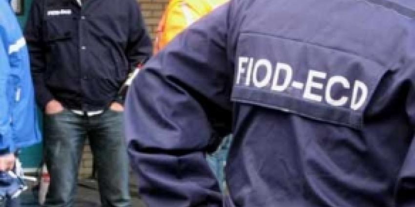 FIOD pakt vijf frauderende ‘belastingmannetjes’ op