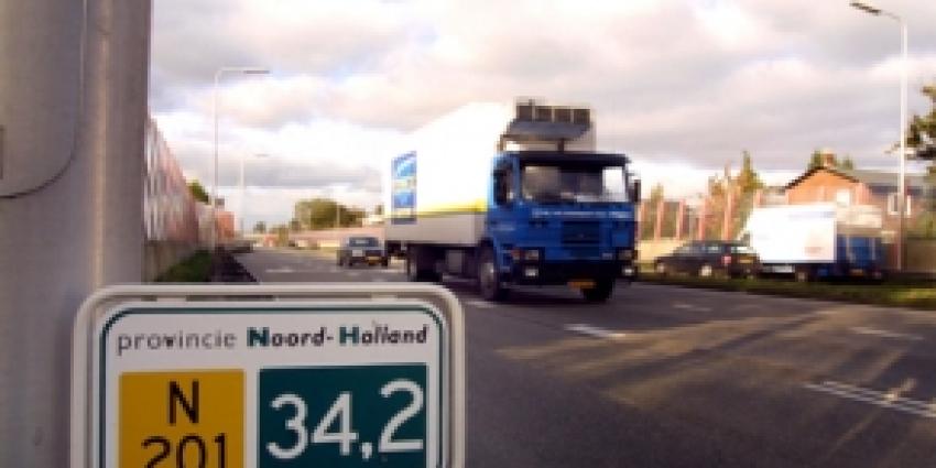 Achtervolging van gestolen auto met zeer hoge snelheid