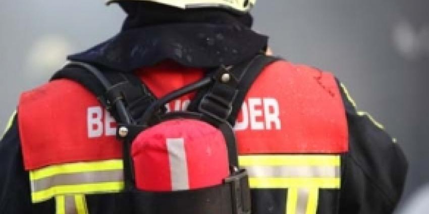 Asbest vrijgekomen bij grote brand in Benningbroek