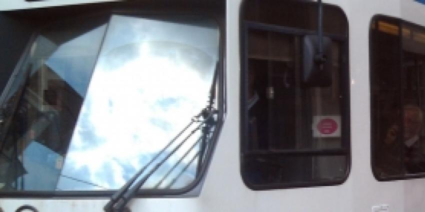 Controleurs Haagse tram gaan mogelijk steekwerende vesten dragen