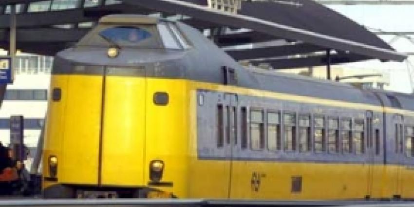 Tijdelijk geen treinen van en naar Utrecht vanwege verdacht pakketje