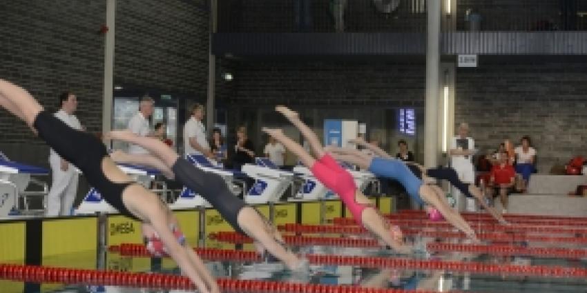 Zwembad De Krommerijn in Utrecht officieel in gebruik genomen