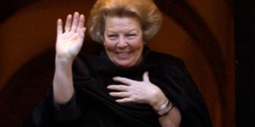 Tentoonstelling Beeld van Beatrix geopend
