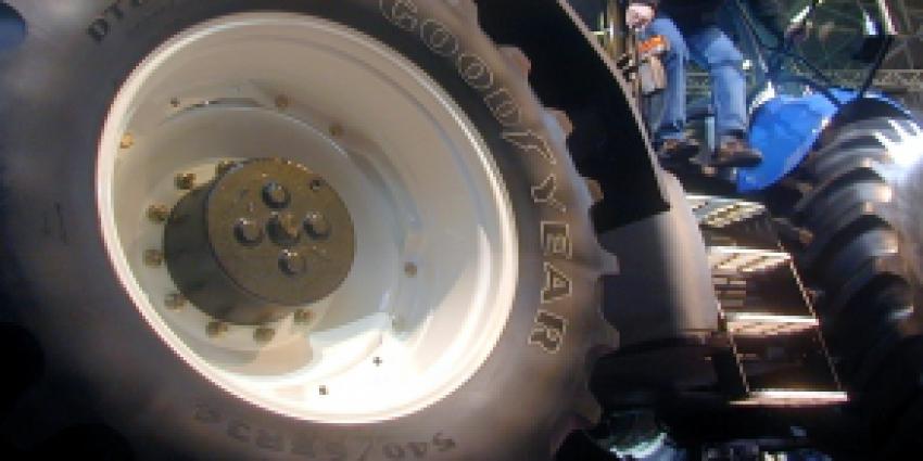 Meisje raakt levensgevaarlijk gewond bij melkveehouderij