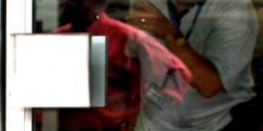 Dader bommelding bank in Rijen aangehouden