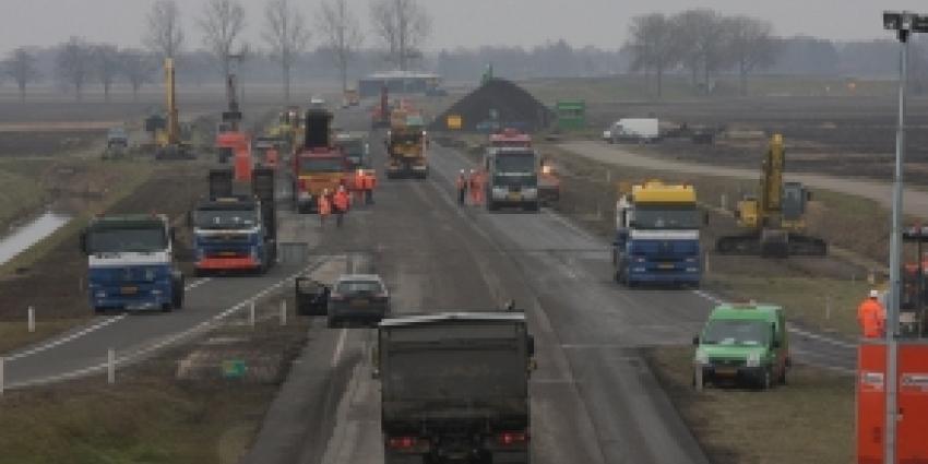 Omleidingen en vertraging A7 verwacht door groot onderhoud 