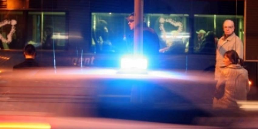 Dronken Tilburger (40) rijdt door na botsing met twee auto's