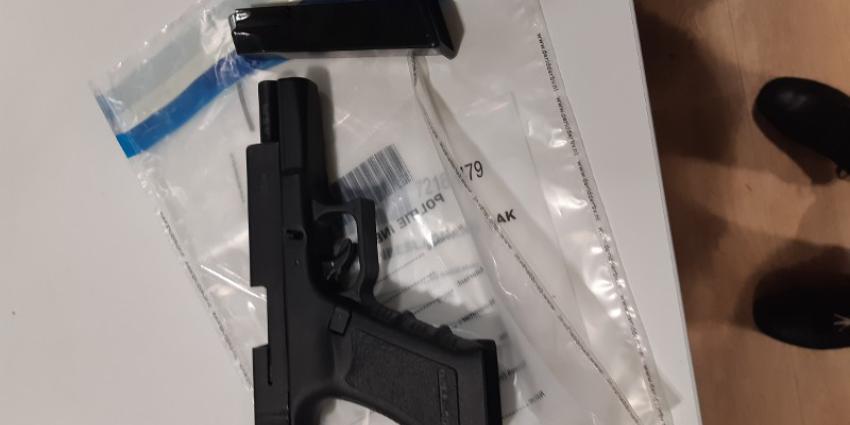 in beslag genomen wapen