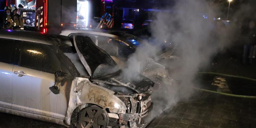 Verwoeste auto's door brand