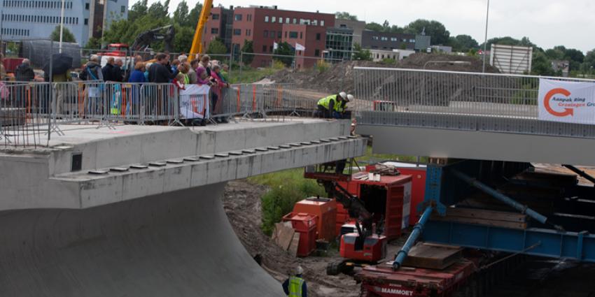 Foto van viaduct over ringweg oost Groningen | Rieks Oijnhausen | rieksoijnhausen.nl/