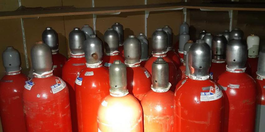 Gasflessen met waterstof