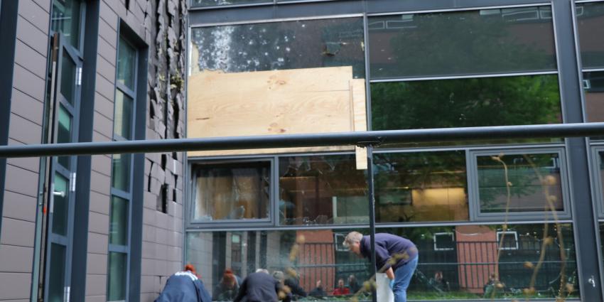 Beschieting gebouw Panorama is aanslag op persvrijheid