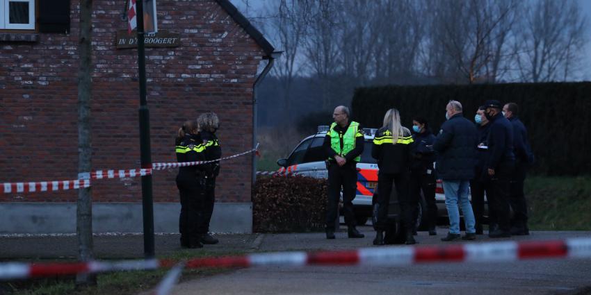 Politie doet onderzoek bij B en B