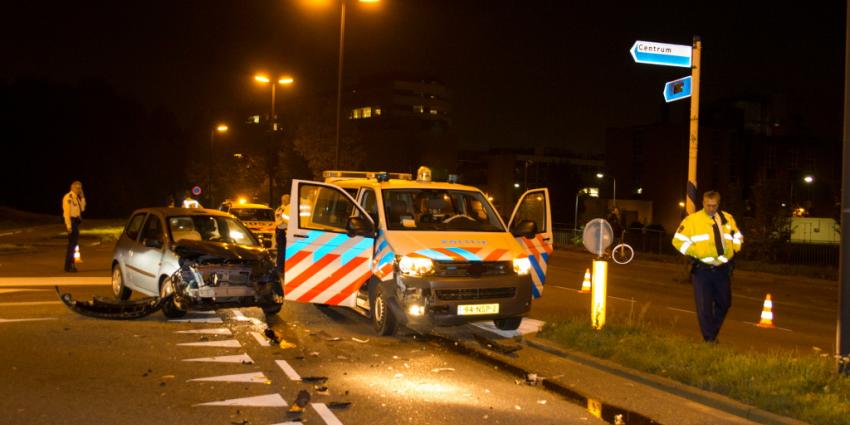 Politieauto betrokken bij aanrijding in Vlaardingen | Flashphoto | www.flashphoto.nl