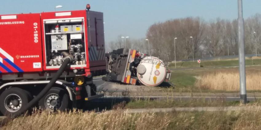 Vrachtwagen gekanteld Groningen