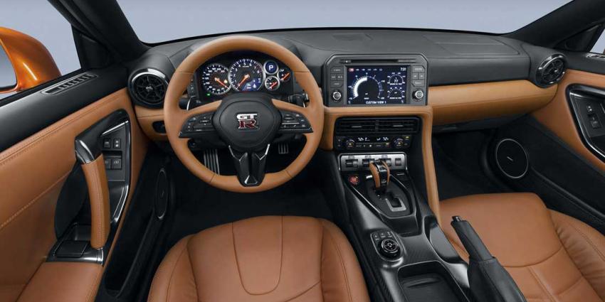 Vernieuwde Nissan GT-R laat hart nog sneller kloppen 