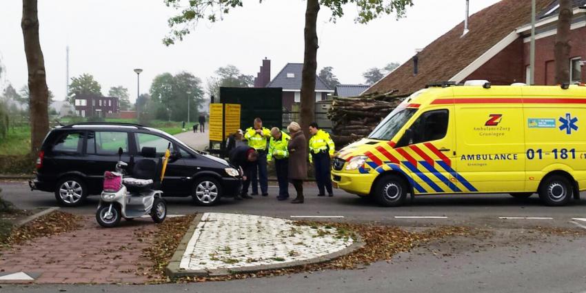 Aanrijding tussen scootmobiel en auto in Veendam
