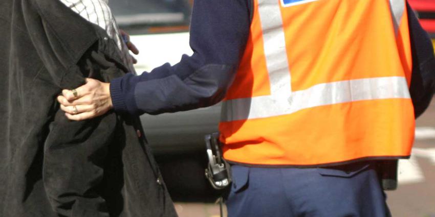 'Grappige' Amsterdammer aangehouden voor bedreiging en overvalpoging