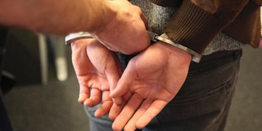 Aanhouding voor vier doden in Enschede Aanhouding voor vier doden in Enschede