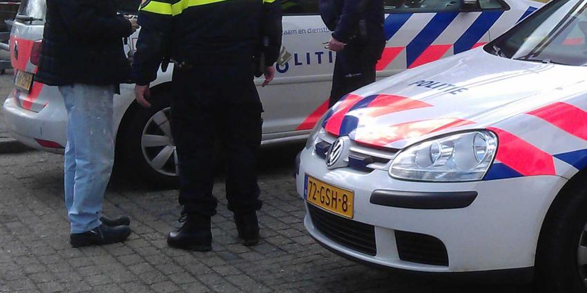 Politie schiet bij achtervolging op auto in Amsterdam