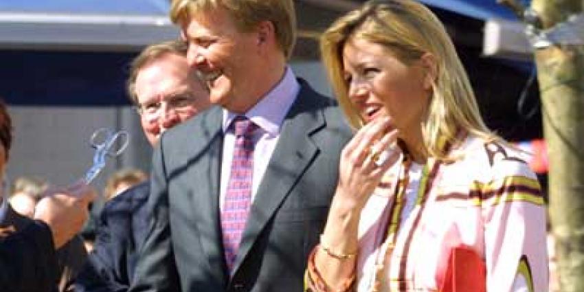 Koning Willem-Alexander en koningin Máxima bij Nationale Herdenking vliegramp MH17