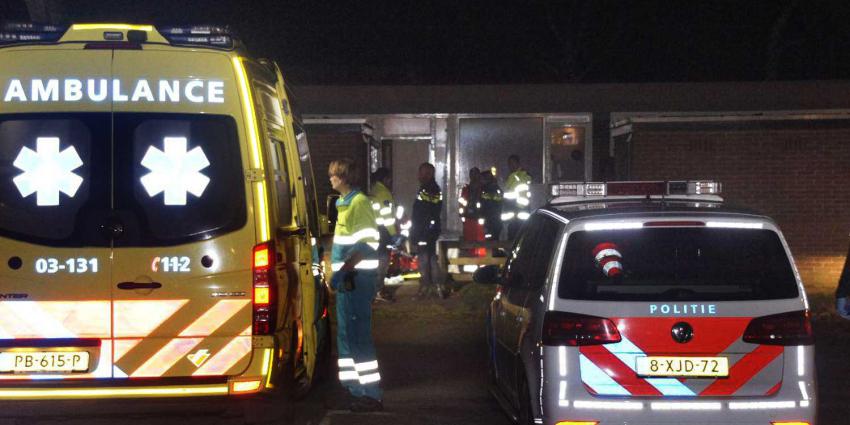 Zwaargewonde na steekpartij woning Emmen