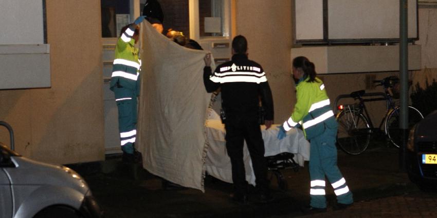 Man beschadigd in zijn woede diverse auto&#039;s