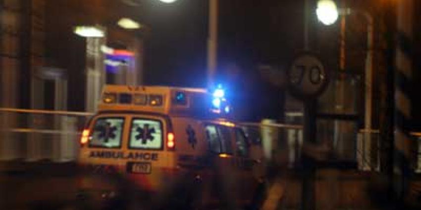 ambulance, zwaailicht