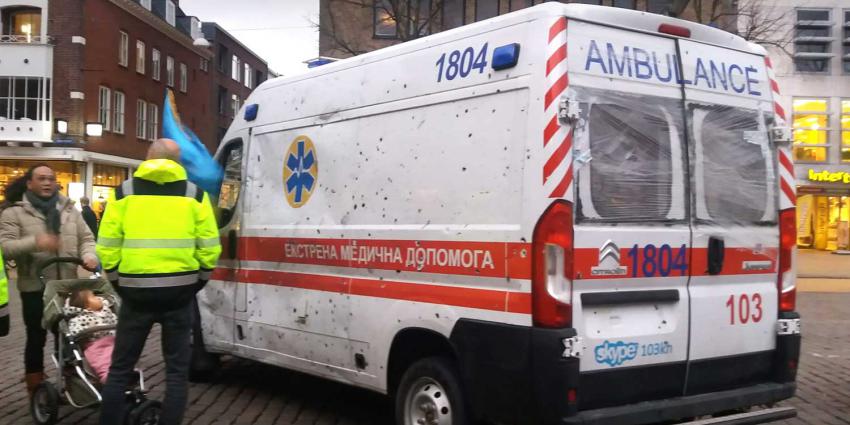 ambulance-Oekraïne-kogelgaten 