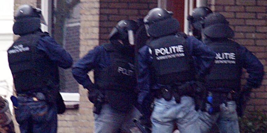 Politie rukt massal uit voor schietpartij in Amsterdam Buitenveldert 