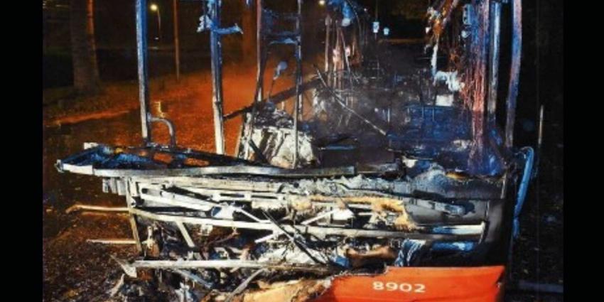 Onslagen chauffeur Arriva verdacht van brandstichtingen