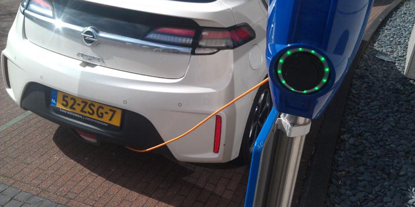 Twee procent van wagenpark Nederland is hybride