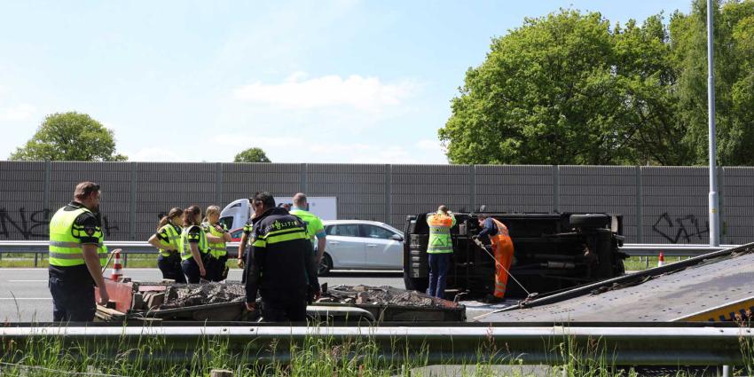 auto-gekanteld-aanhanger