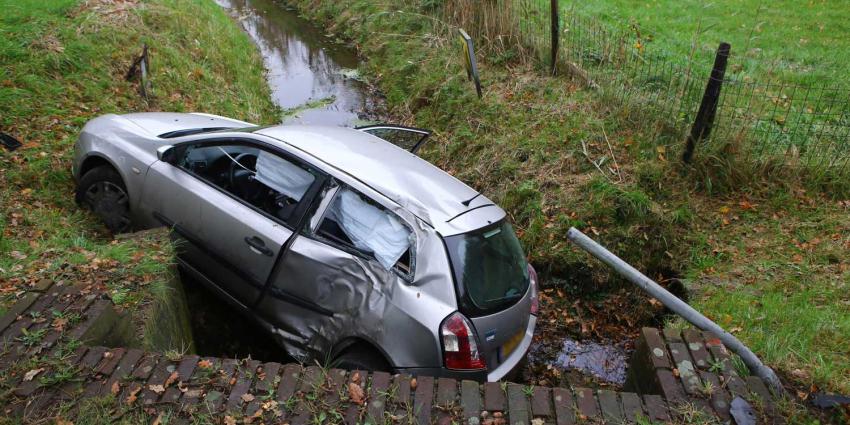 Bestuurder verlaat plaats ongeval in Gemonde