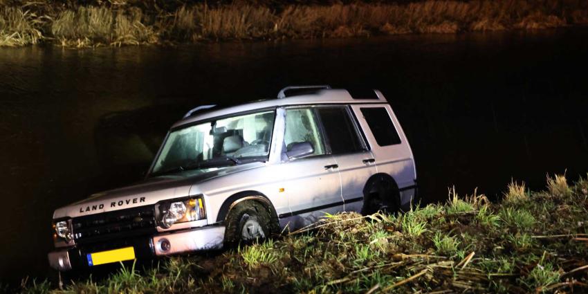 auto-water-Landrover