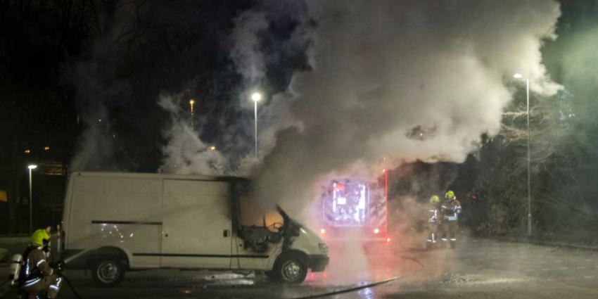 Opnieuw auto in vlammen op in Vlaardingen