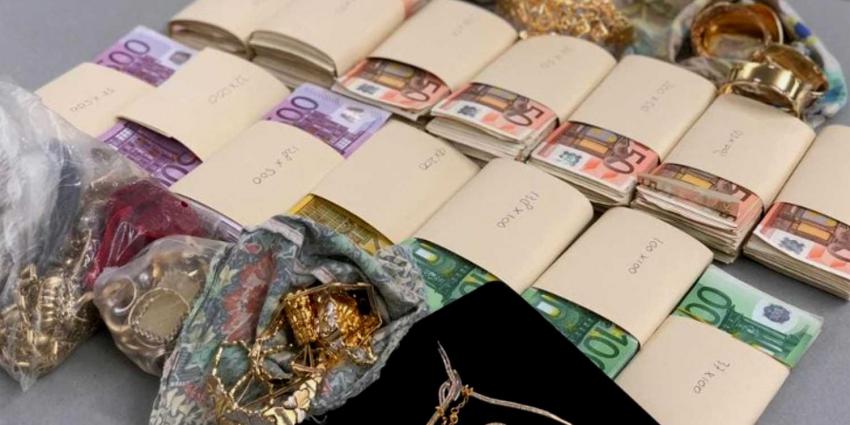 Bijna 5 kilo aan gestolen sieraden en 210.000 euro cash in kluis gevonden