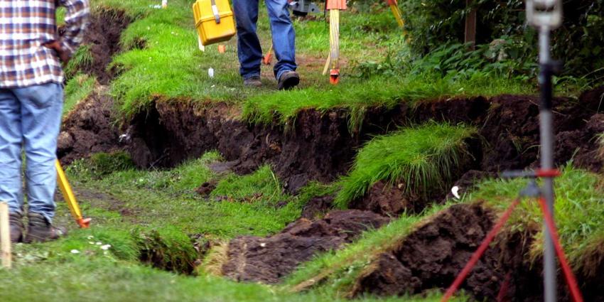 bodem-onderzoek-verschuiving-scheur