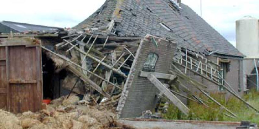 Foto van vervallen boerderij | Archief EHF