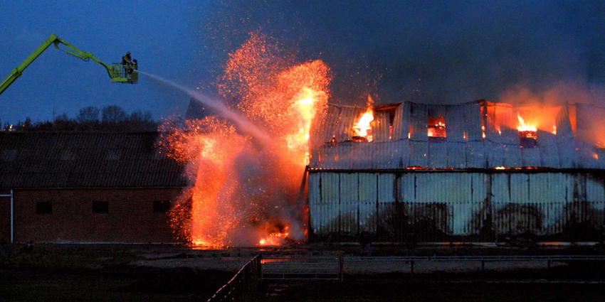 brand-manege-hoogwerker-brandweer