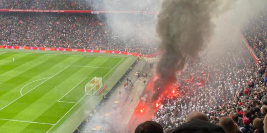 Brand tijdens klassieker Ajax-Feyenoord in Johan Cruijff Arena