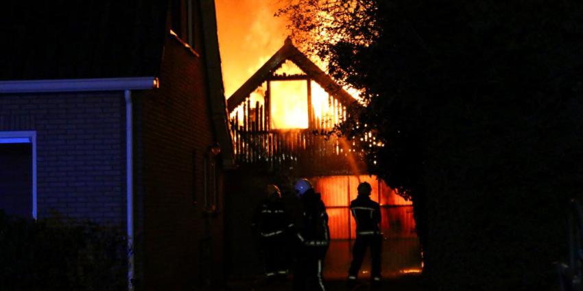Schuur brand af in Annen